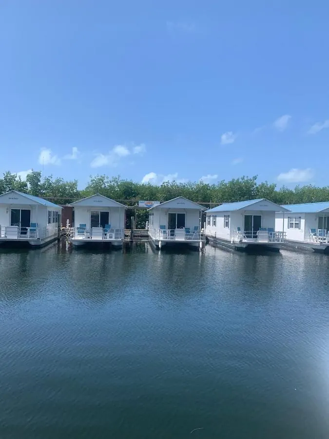 סטוק איילנד Aqua Lodges At Hurricane Hole Marina 3*, סטוק איילנד ארצות הברית